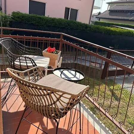 Appartamento Dolce Vita - Free Parking Como Exterior photo